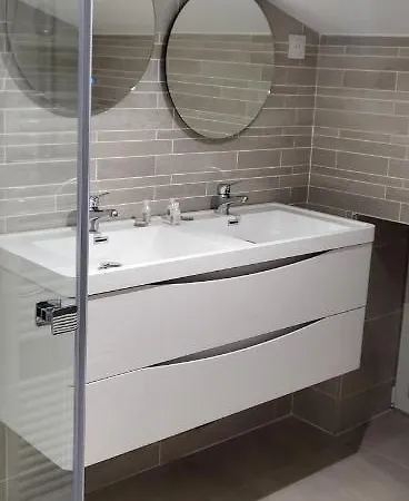 Le Beluga Aeroport Nantes Reze Bouguenais